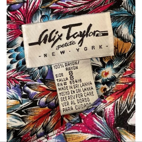 Alix Taylor Vtg. 80’s Floral Romper Scooter Dress Petite Sz 6 8 - Picture 4 of 8